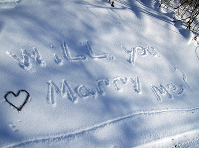 proposal-written-in-snow